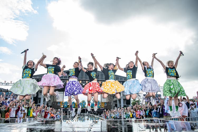 エビ中「ファミえん」2日目、雨のち晴れの大空に届けた“9人”の絆 