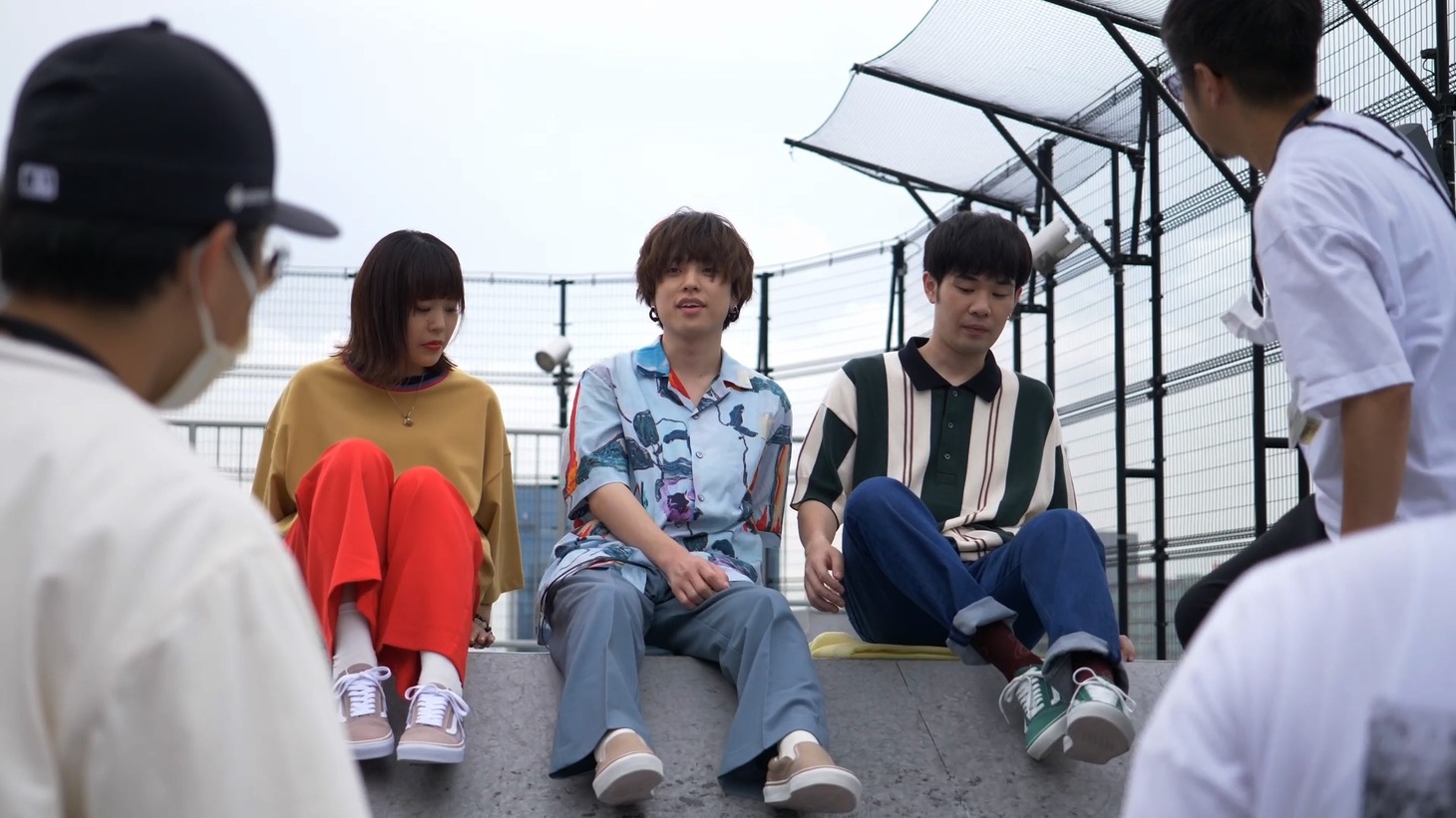 「#SaucyDog VANSカラーズコレクション キャンペーンムービー メイキング＆インタビュー」より。