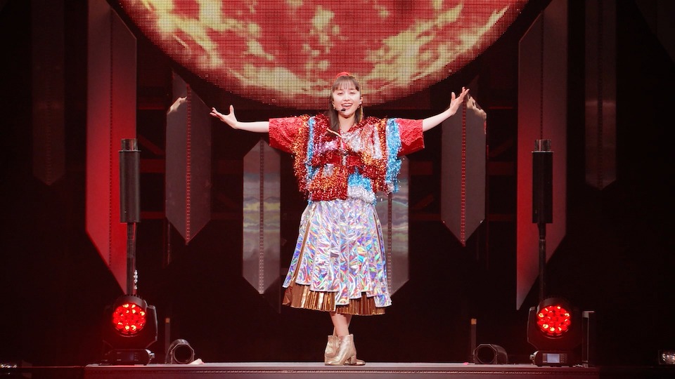 「ダンシングタンク♡」ライブ映像より。
