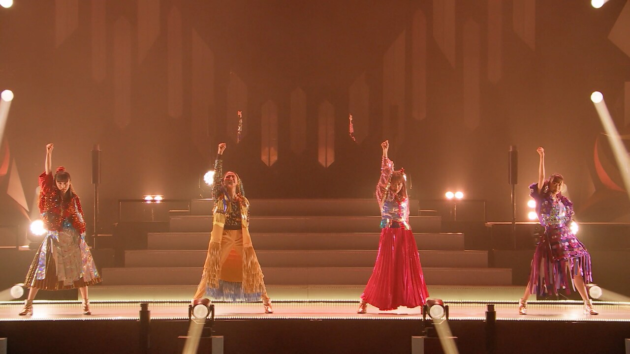 「ダンシングタンク♡」ライブ映像より。