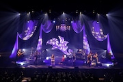 「Yuki Kajiura LIVE vol.#17~PARADE~」中野サンプラザホール追加公演の様子。