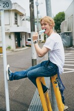 藤原樹「MYSTERIOUS」より。（撮影：三瓶康友）