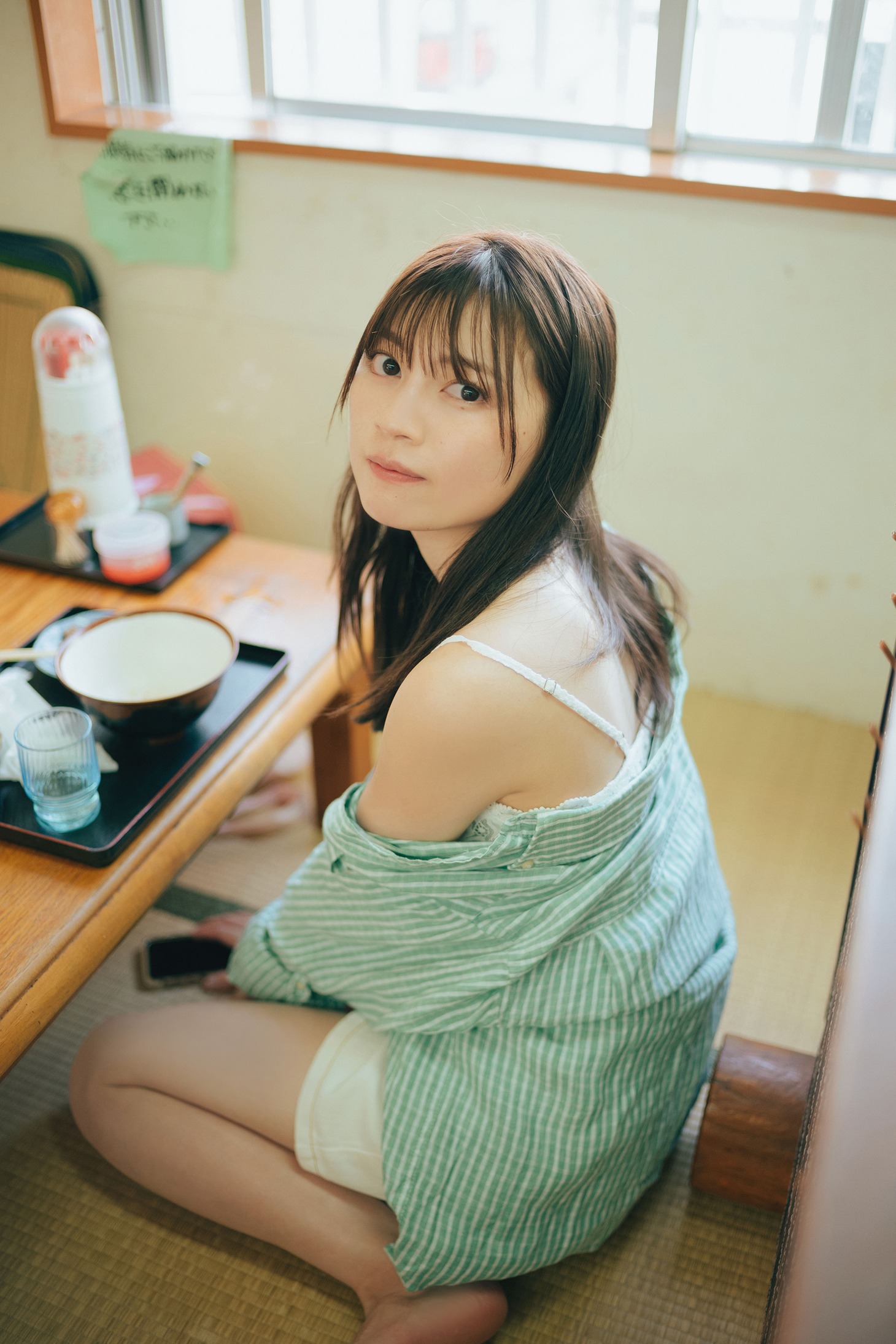 廣川奈々聖（わーすた）の1st写真集より。（撮影：前康輔）