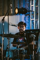 工藤明（Dr）（Photo by cherry chill will.）