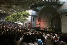 「尾崎世界観の日 特別篇2022」より尾崎世界観のステージの様子。（撮影：関信行）