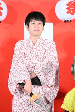 浴衣姿の二宮和也、京本大我から“上裸BBQ”に誘われるも「中丸くんが KAT-TUN NEWS ジャニショ フォト 浴衣
