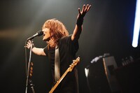 「20th Anniversary SPECIAL J BIRTHDAY LIVE -20220812-」より。（Photo by KEIKO TANABE）