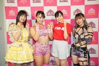 アップアップガールズ（プロレス）。右から2番目がシノ。
