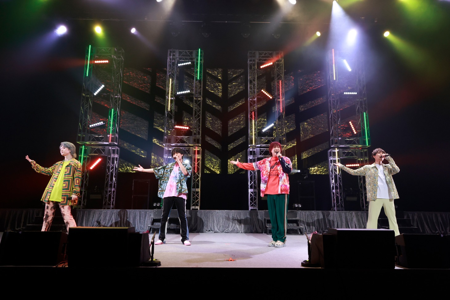 SparQlew「Kiramune Presents SparQlew Live Tour2022『PROGRESS』」の東京・中野サンプラザホール公演の様子。