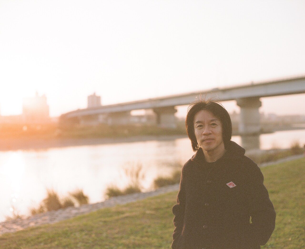 生きててよかった？ フラカン鈴木がモグライダー芝、山里亮太ら人気芸人の「深夜高速」を審査