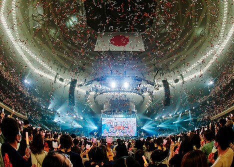 「めいちゃんワンマンライブ『幕明け』」の様子。（撮影：Sotaro Goto、Kohei Suzuki、岡田裕介、KEIKO TANABE）