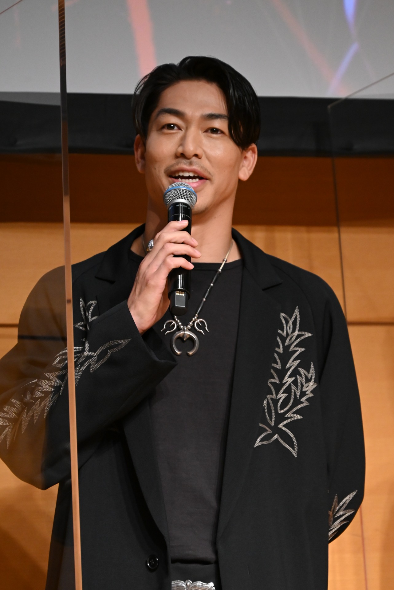EXILE AKIRA