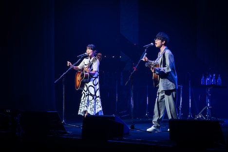 miwaと川崎鷹也。（撮影：沼田孝彦 [DRAGONPRESS]）