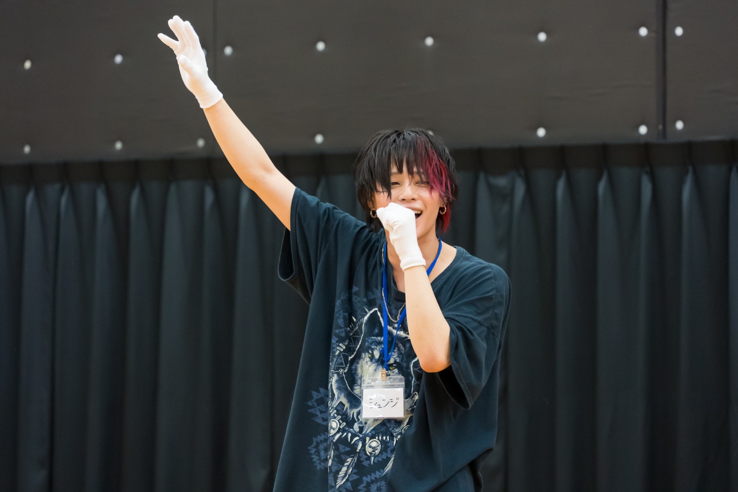 シュンジ
