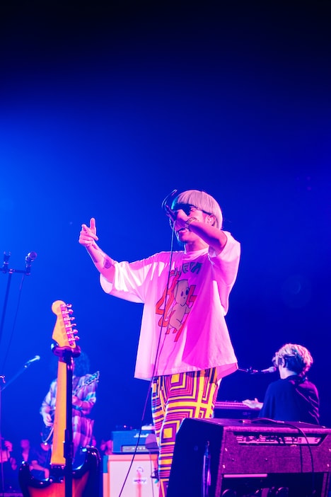 内田怜央（Vo）（Photo by jacK）