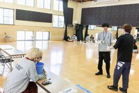 「第二回WACKメンズ合同オーディション2022」コントの様子。