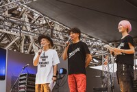 左から松隈ケンタ、後藤康男氏（城島高原オペレーションズ代表取締役社長）、永井葉子（Hack the Ceremony）