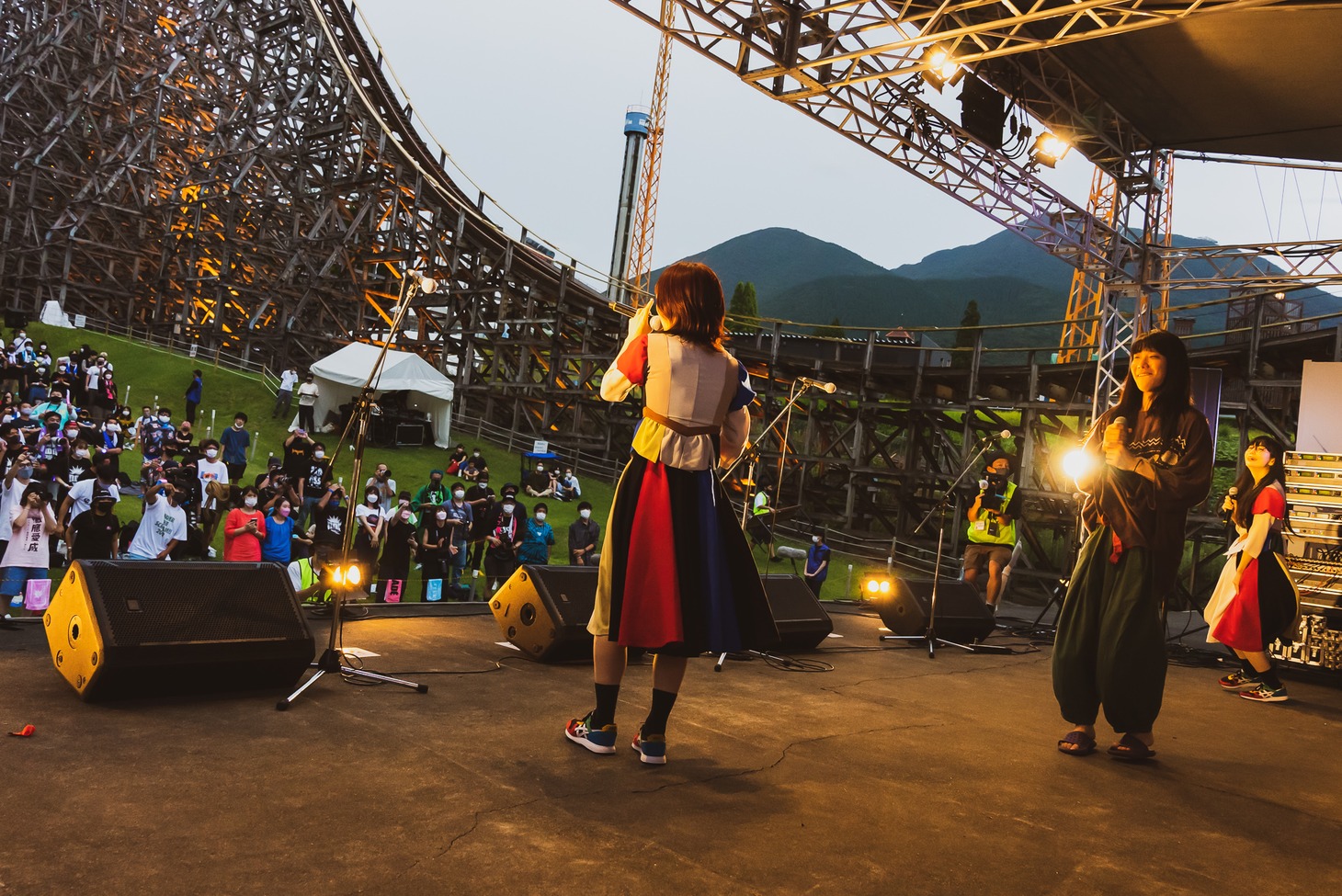 「UNDER THE SCREAM!! 2022」前夜祭の様子。