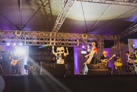 「UNDER THE SCREAM!! 2022」スペシャルコラボライブの様子。