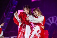 左から小林由依、武元唯衣。（撮影：上山陽介）