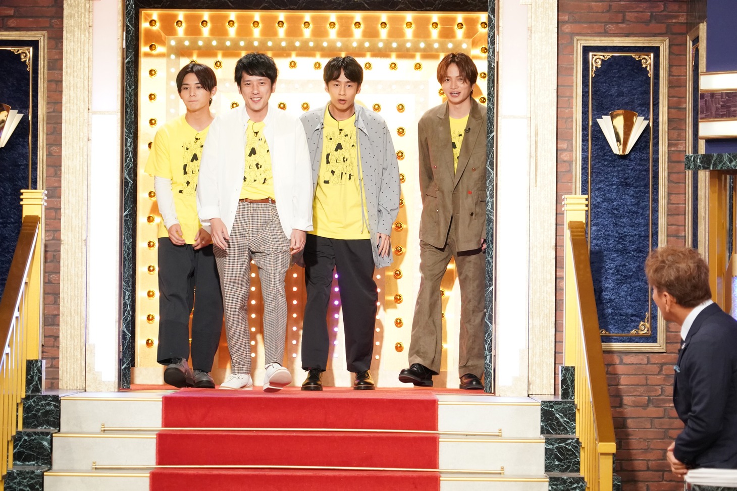 左から山田涼介（Hey! Say! JUMP）、二宮和也（嵐）、中丸雄一（KAT-TUN）、菊池風磨（Sexy Zone）。(c)日本テレビ