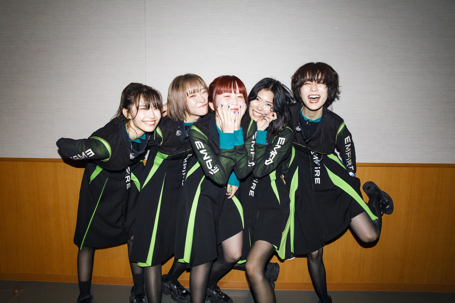 元EMPiREがラストツアー完遂、そしてExWHYZへ（ライブレポート / 写真