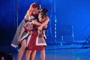 TEAM SHACHIの大黒柚姫と秋本帆華。（撮影：下山春香）
