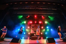 nobodyknows+によるライブの様子。（撮影：下山春香）