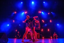 nobodyknows+によるライブの様子。（撮影：下山春香）