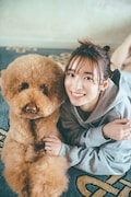 守屋麗奈「笑顔のグー、チョキ、パー」より。(c)Seed & Flower LLC/竹書房(撮影:東 京祐)