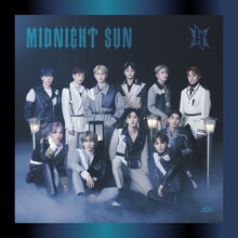JO1「MIDNIGHT SUN」通常盤ジャケット (c)LAPONE ENTERTAINMENT