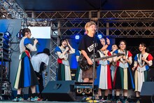 Buzz72+とGANG PARADEによる「FOUL」コラボセッションの様子。