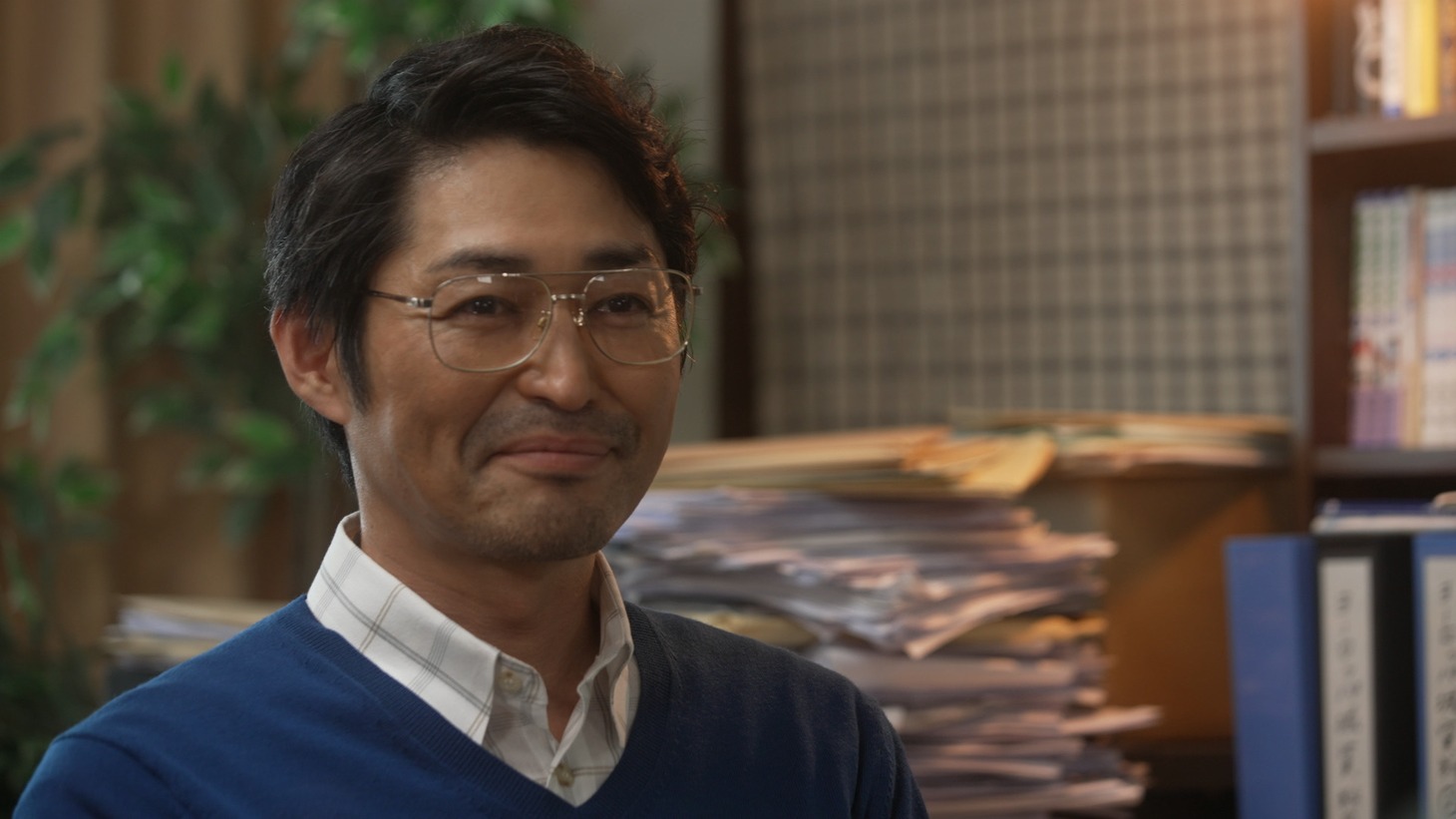 安田顕が演じるすぎやまこういち。(c)日本テレビ