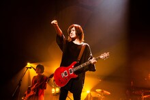 こやまたくや（G, Vo）（撮影：田中聖太郎）