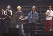 ユウタとRYOKI（中央）。