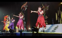 「ももクロ【Trailer】『MOMOIRO CLOVER Z 6th ALBUM TOUR “祝典”』 LIVE Blu-ray & DVD アンコールver.」より。