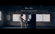 阿部真央「Don't you get tired?」ミュージックビデオより。