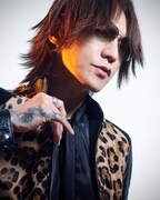 SUGIZO