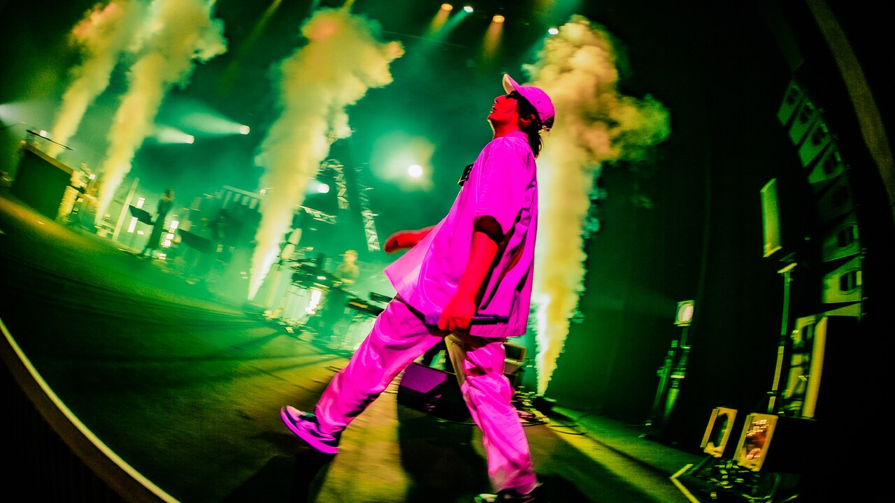 ビッケブランカ、昨年のLINE CUBE SHIBUYA公演より「ウララ」のライブ映像公開