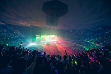 「Eve Live Tour 2022 廻人 日本武道館 追加公演」の様子。（Photo by Takeshi Yao）