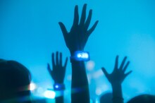 「Eve Live Tour 2022 廻人 日本武道館 追加公演」の様子。（Photo by Takeshi Yao）