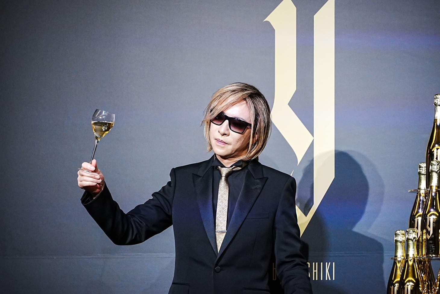 YOSHIKI