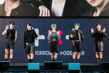 TOMORROW X TOGETHER（撮影：曽我美芽）