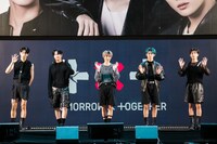 TOMORROW X TOGETHER（撮影：曽我美芽）