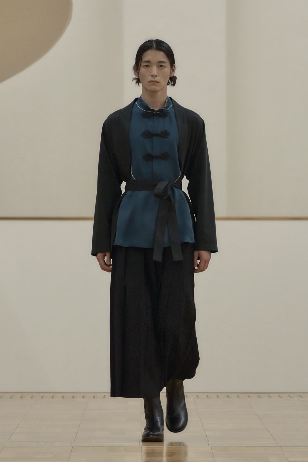 「RAINMAKER 2023 S/S Collection」ルック写真