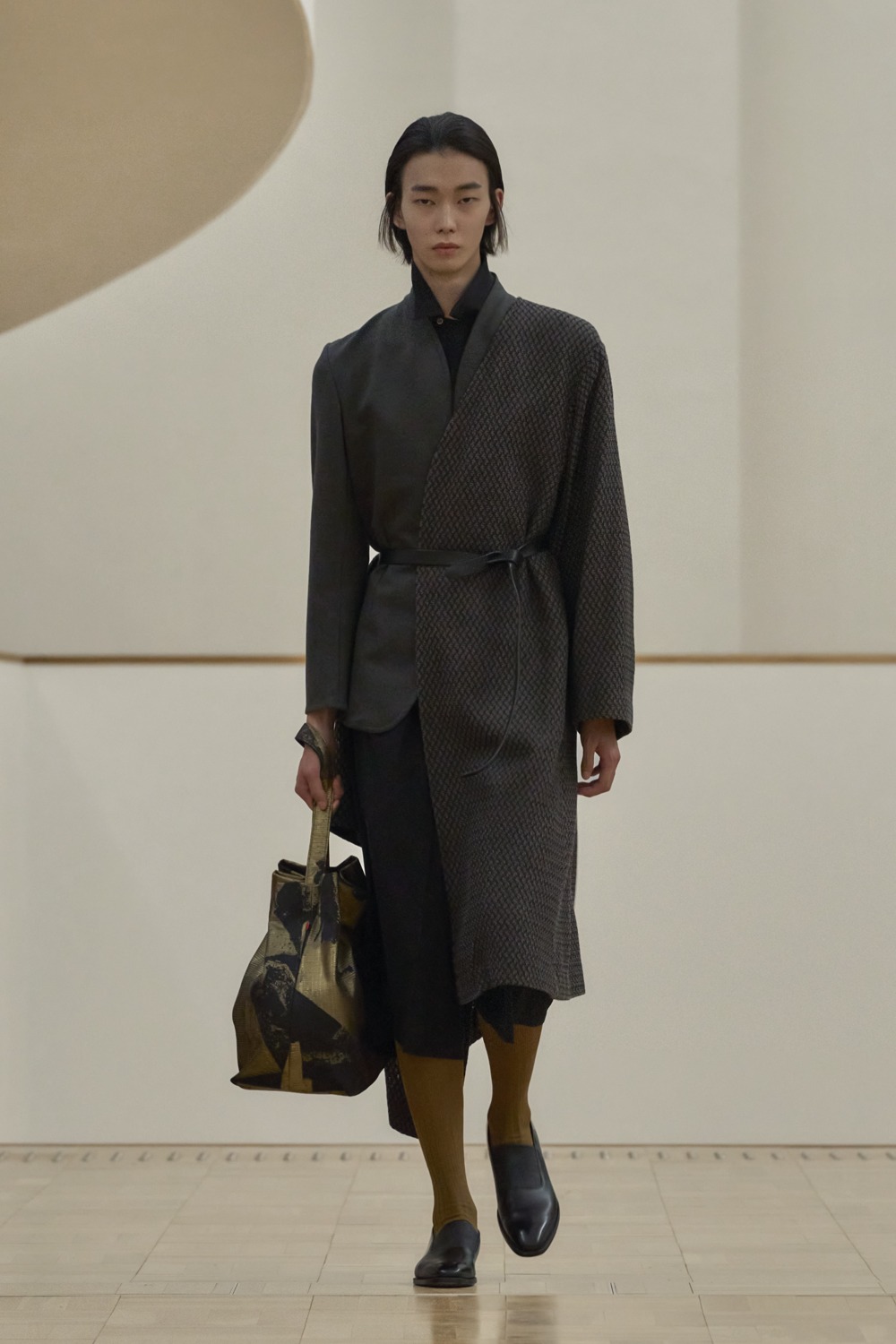 「RAINMAKER 2023 S/S Collection」ルック写真