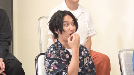 はっとり（Vo, G）(c)フジテレビ