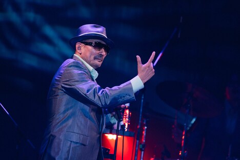 横山剣（Vo / クレイジーケンバンド）（撮影：廣田達也）