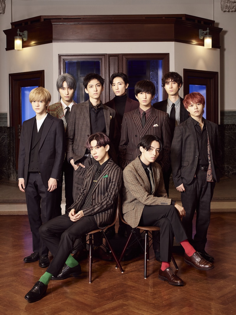 SUPER★DRAGONの新しいアーティスト写真。