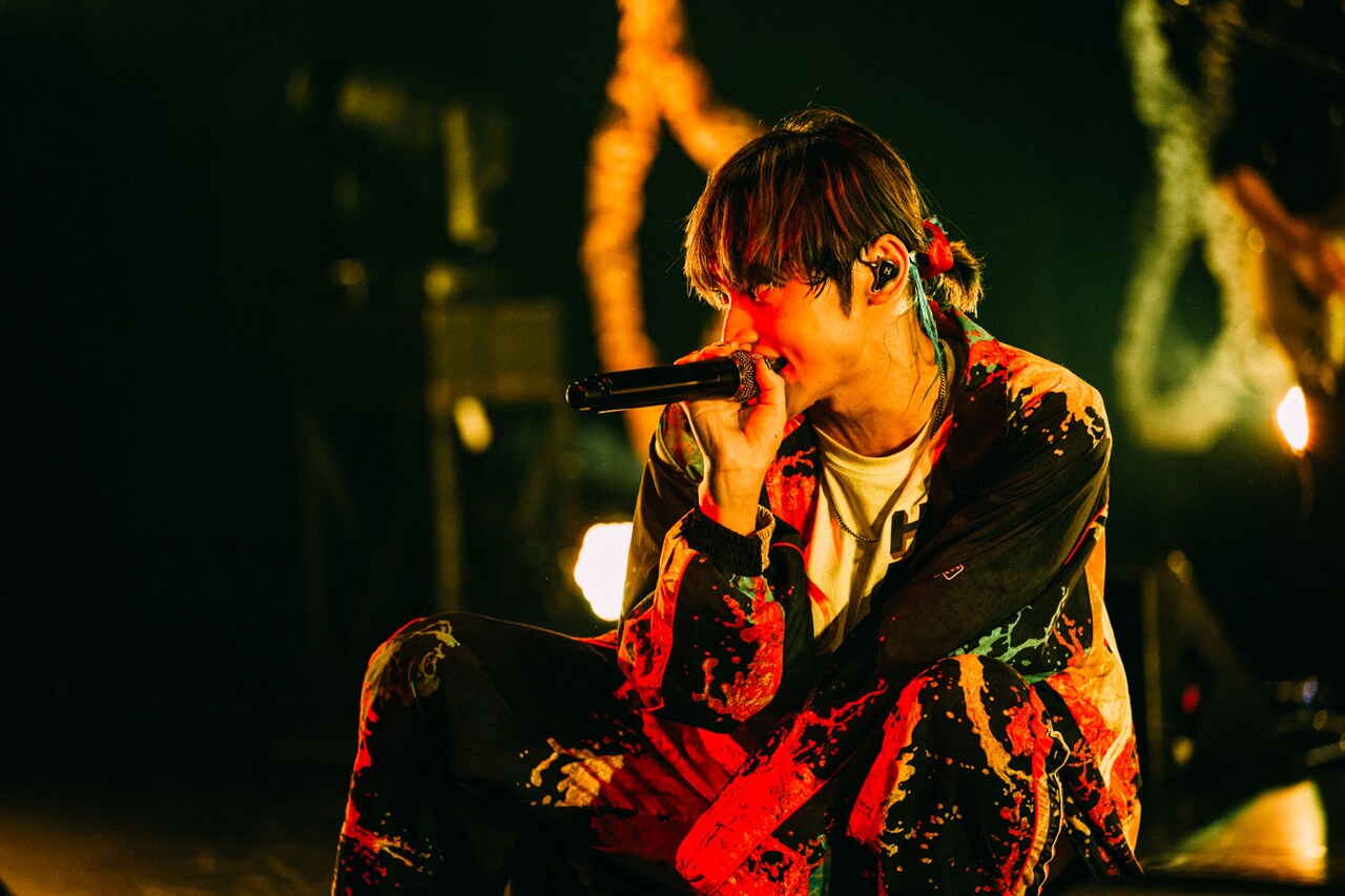 「SKY-HI HALL TOUR 2022 -超・八面六臂-」東京・東京国際フォーラム ホールA公演の様子。